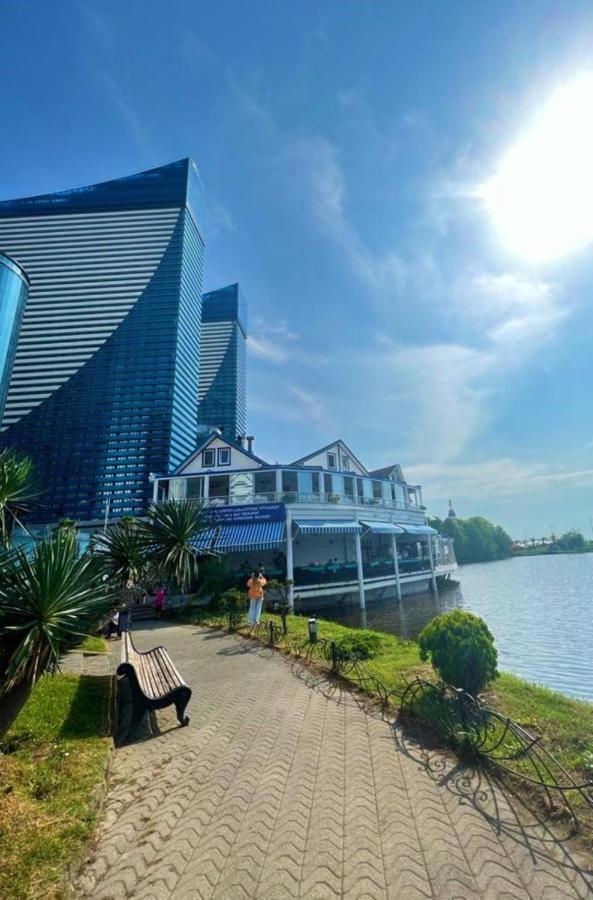 Orbi City Sea Side & Sea View Towers Batumi Bagian luar foto